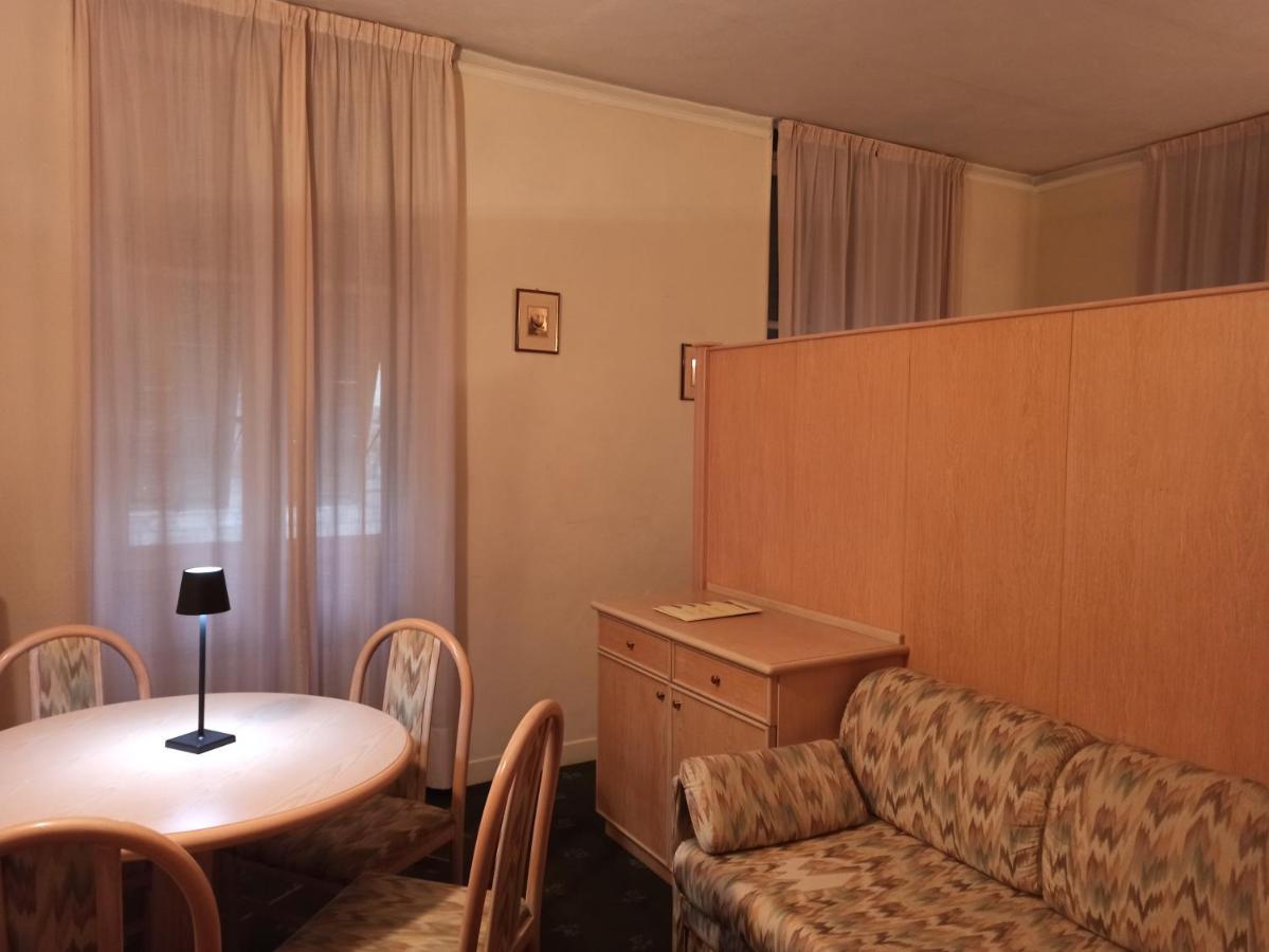 Hotel Miramare Imperia Kamer foto