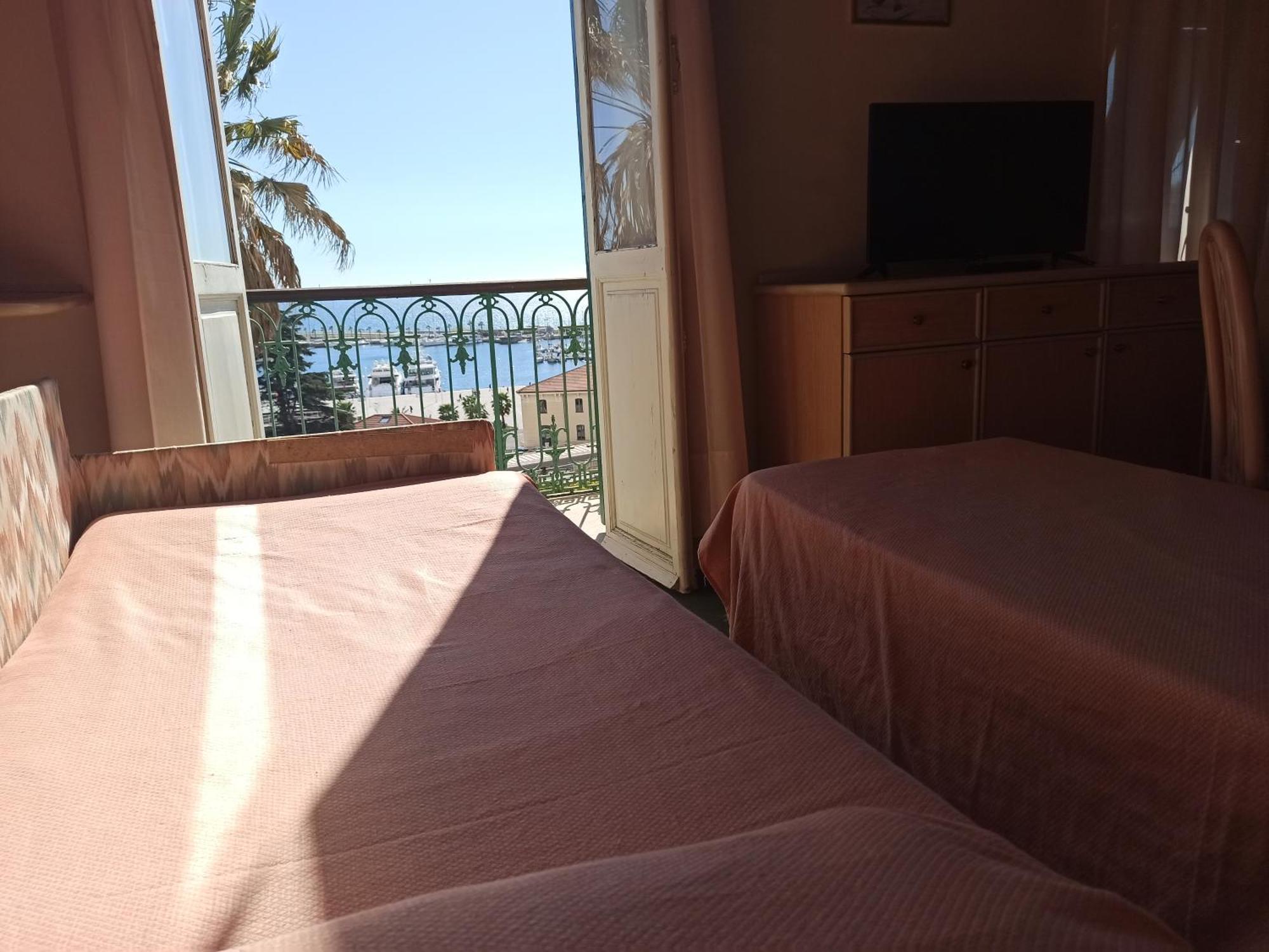 Hotel Miramare Imperia Kamer foto