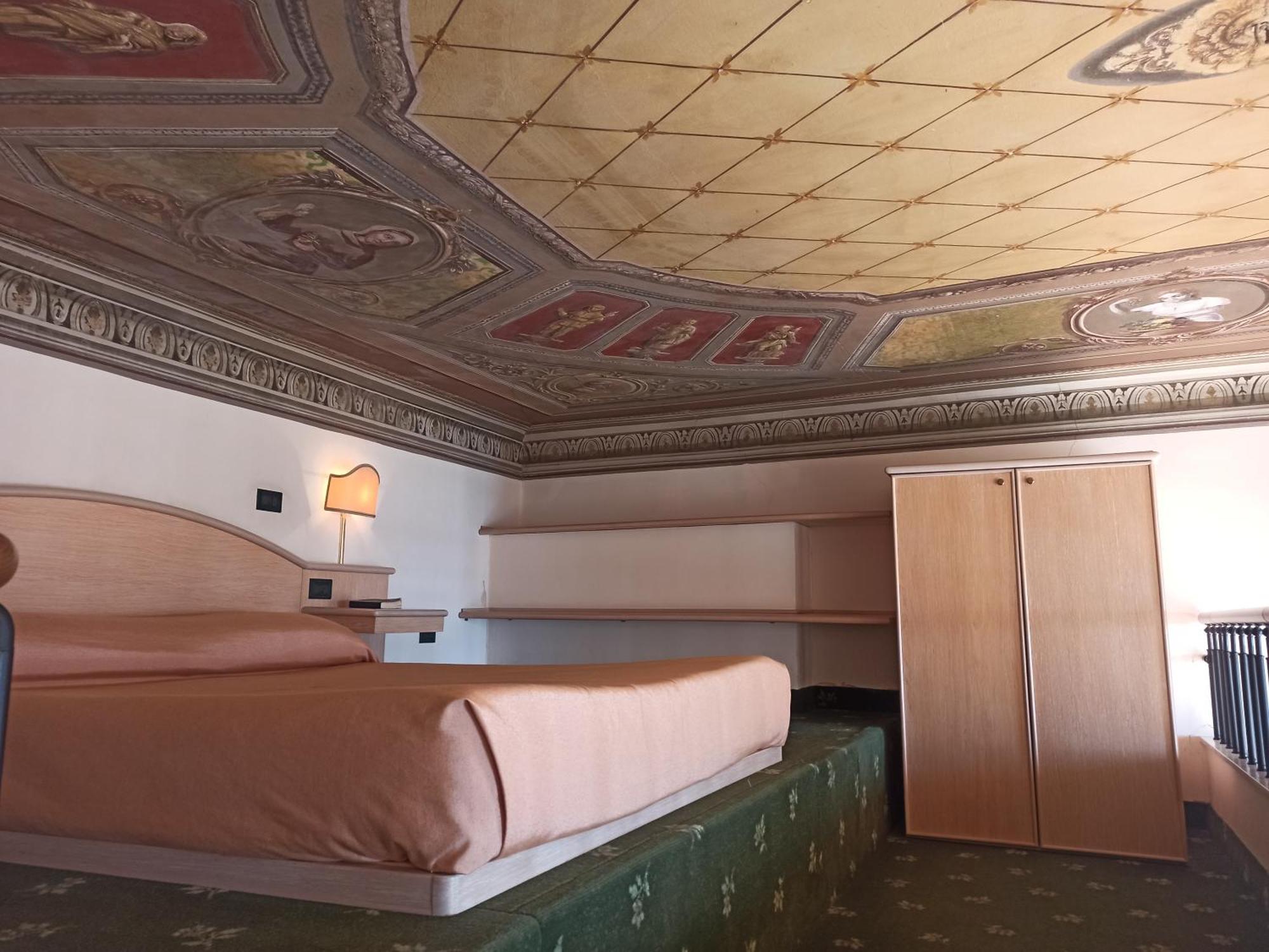 Hotel Miramare Imperia Kamer foto