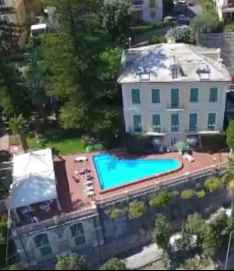 Hotel Miramare Imperia Buitenkant foto